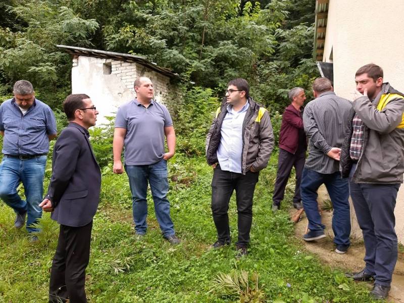 ორბელში ახალი სკოლა აშენდება - ხელისუფლების წარმომადგენლებმა ცაგერის მუნიციპალიტეტში...